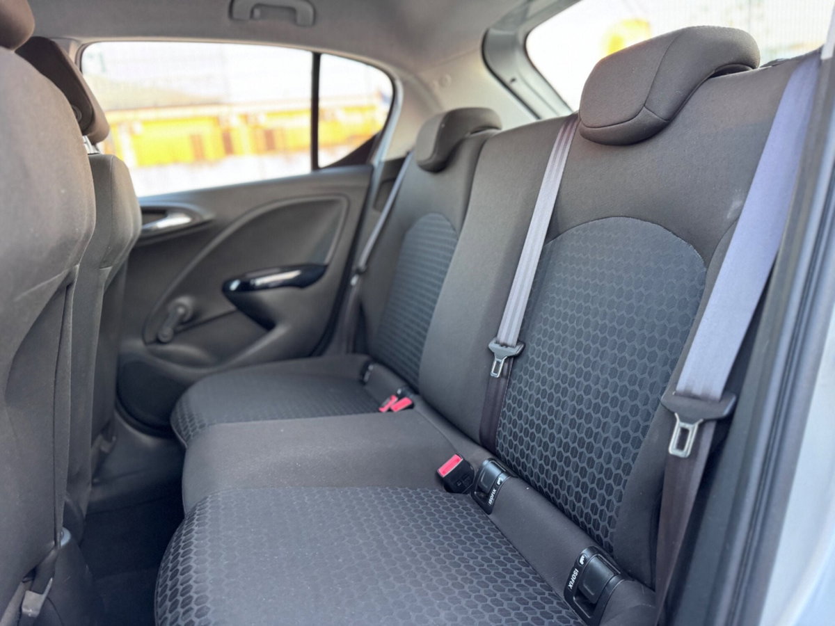 Opel Corsa 1.4 90CV GPL Tech 5 porte Innovation (11)