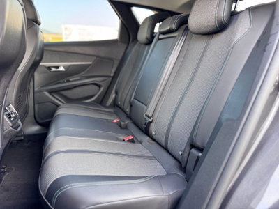 Peugeot 3008 BlueHDi 130 S&S EAT8 Allure Pack (13)