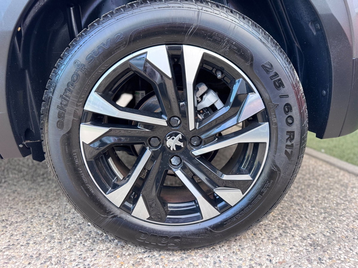 Peugeot 2008 BlueHDi 130 S&S EAT8 Allure Pack (15)