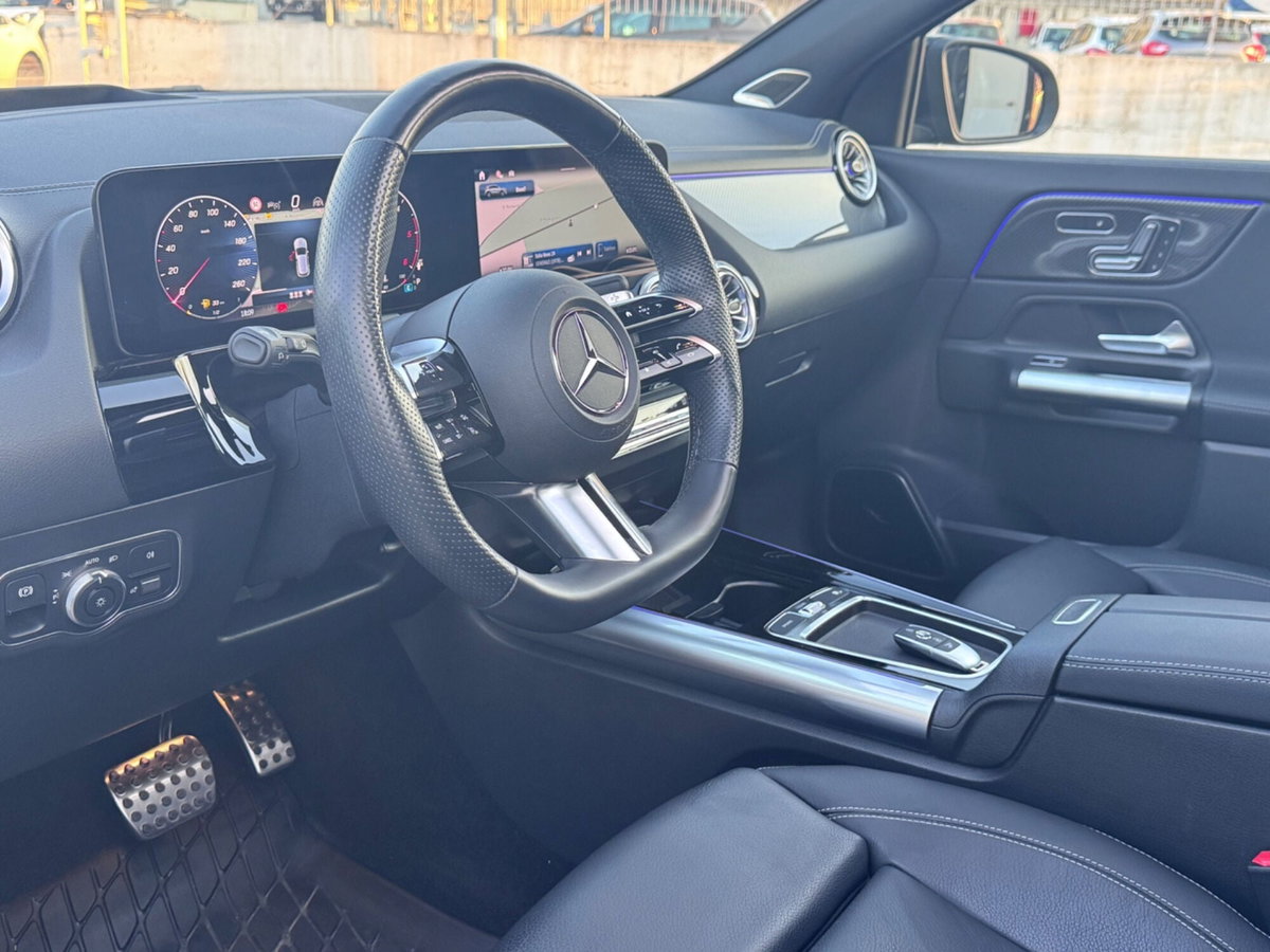 Mercedes-Benz GLA SUV 200 d AMG Line Premium Plus 4matic auto (14)
