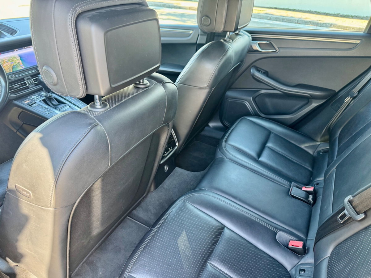 Porsche Macan 2.0 (12)