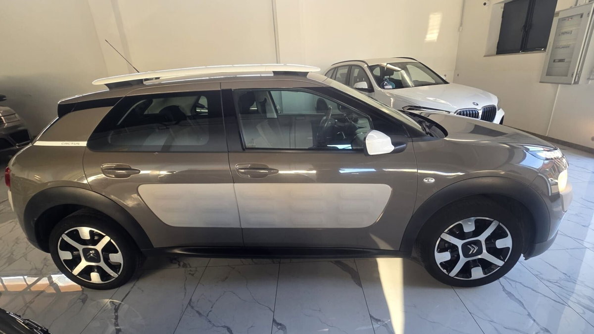 Citroen C4 Cactus PureTech 82 S&S ETG Shine Edition (6)