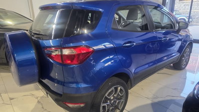 Ford EcoSport 1.5 TDCi 90 CV (11)