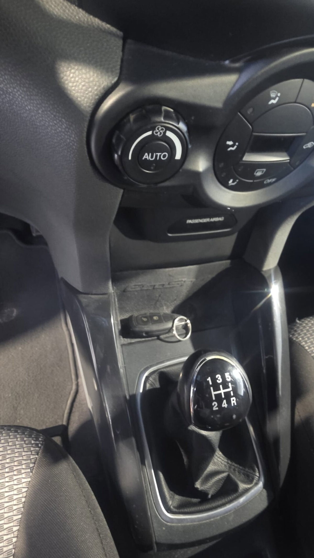 Ford EcoSport 1.5 TDCi 90 CV (15)