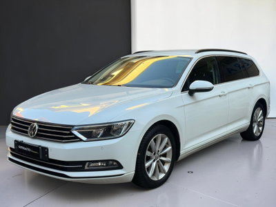 Volkswagen Passat Variant 2.0 TDI DSG Executive BlueMotion Tech. usata
