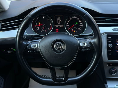 Volkswagen Passat Variant 2.0 TDI DSG Executive BlueMotion Tech. (8)