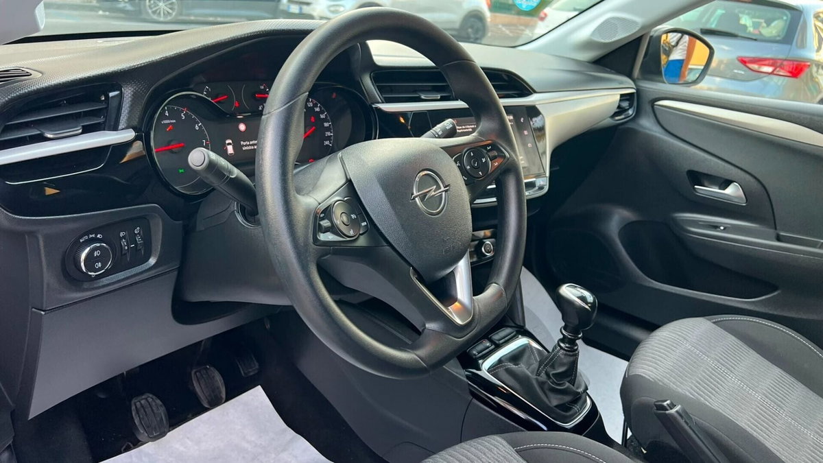 Opel Corsa 1.5 D 100 CV Edition (9)