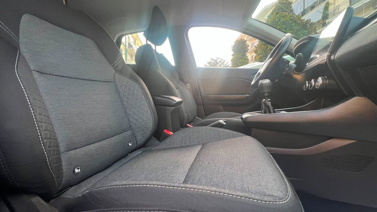 Renault Captur TCe 100 CV GPL Equilibre (8)