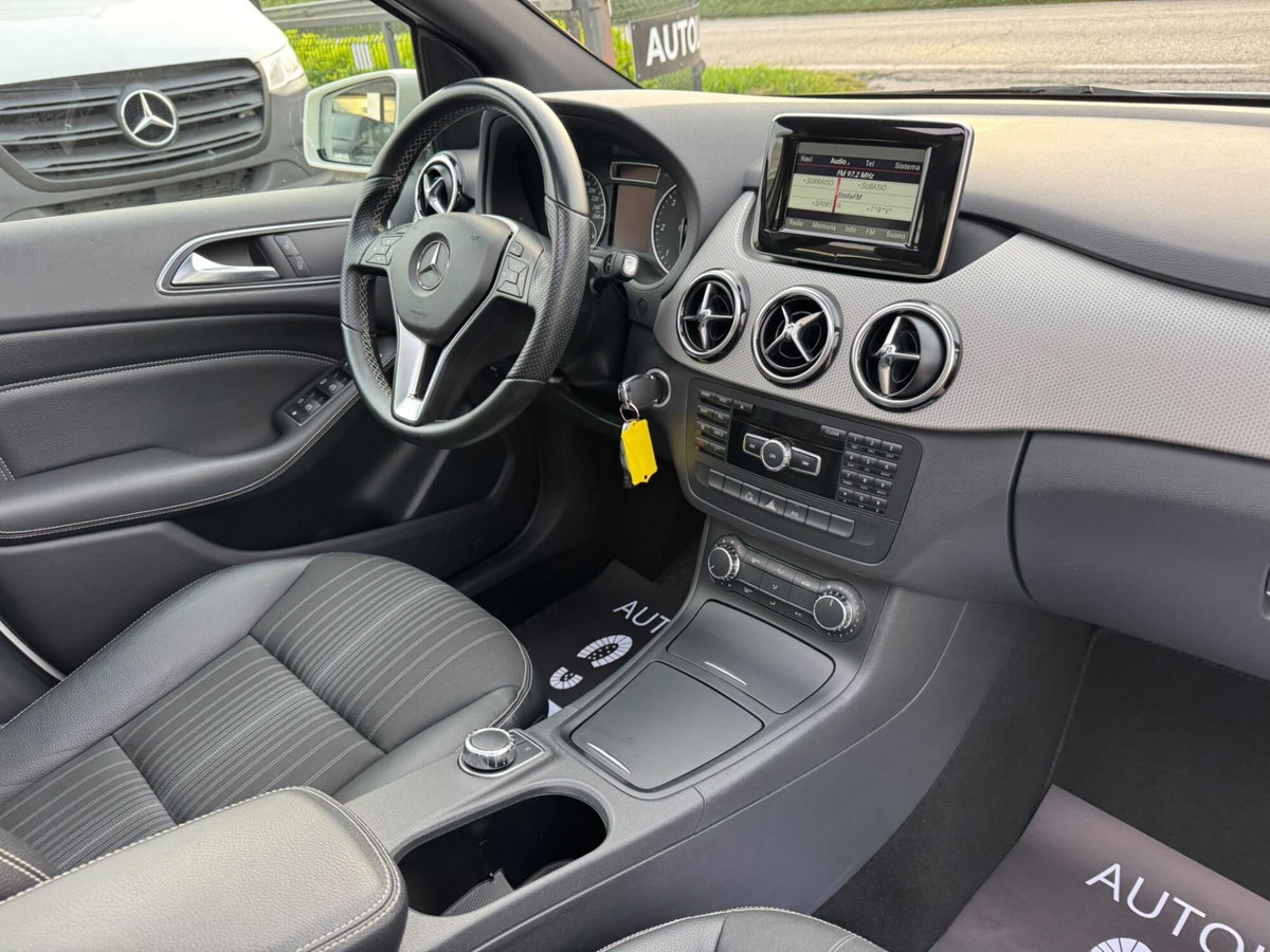 Mercedes-Benz Classe B 180 CDI Automatic Premium (16)