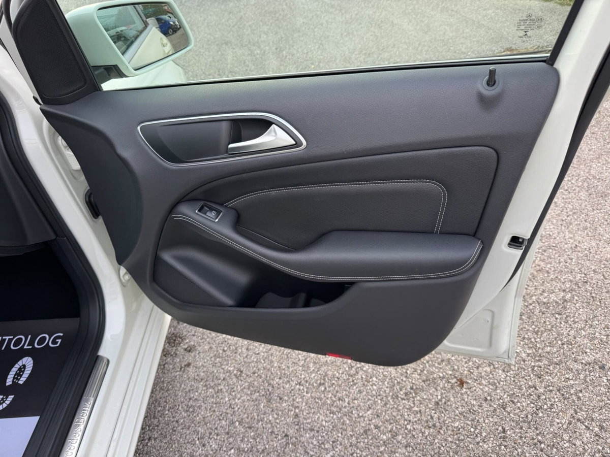 Mercedes-Benz Classe B 180 CDI Automatic Premium (20)