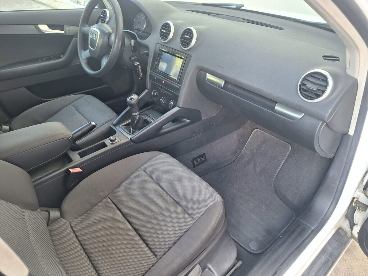 Audi A3 2.0 TDI F.AP. Attraction (17)