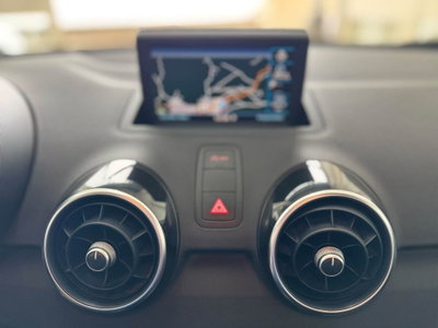 Audi A1 1.6 TDI 105 CV Ambition (18)