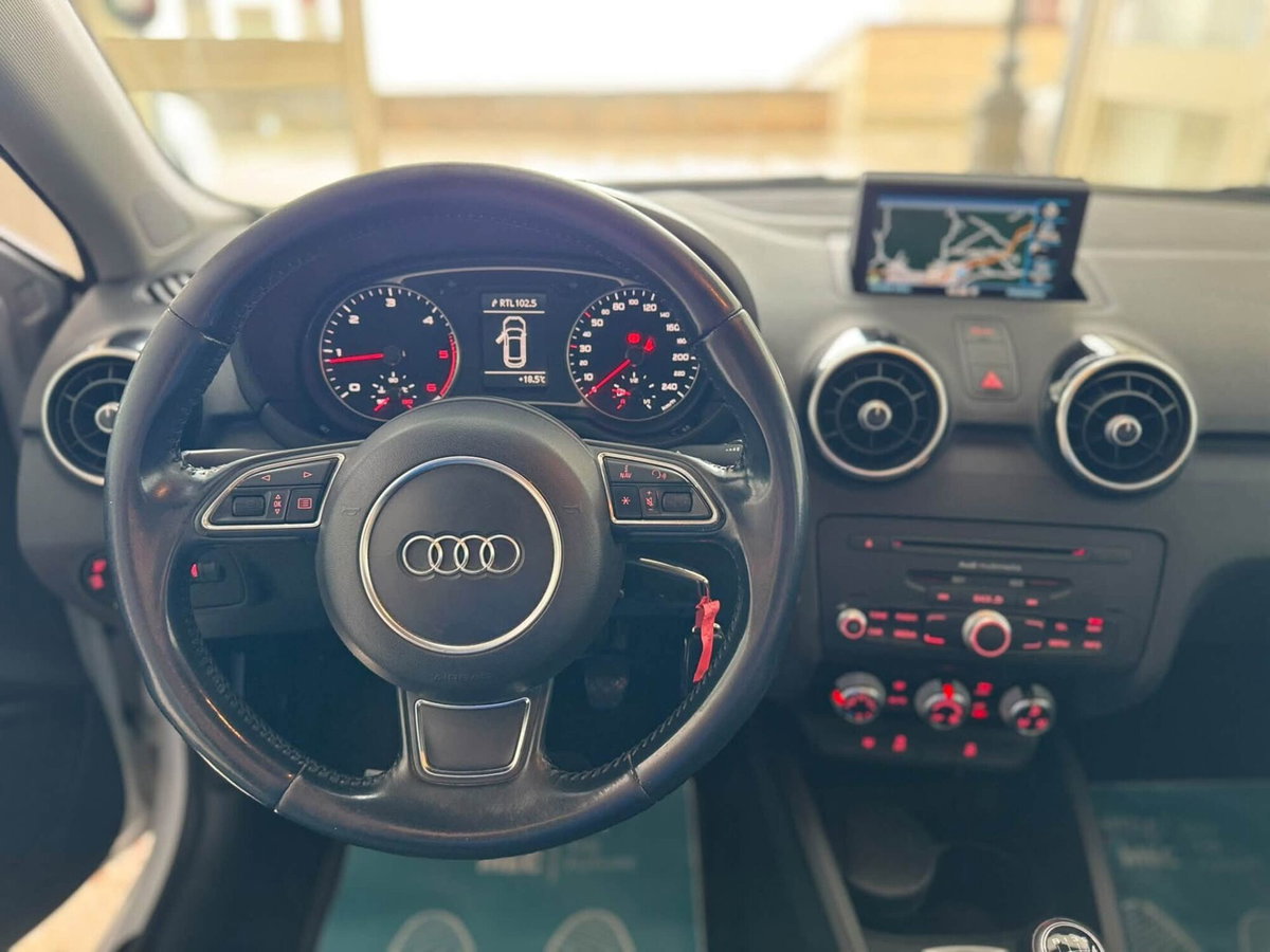 Audi A1 1.6 TDI 105 CV Ambition (7)