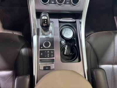 Land Rover Range Rover Sport 3.0 TDV6 HSE (15)