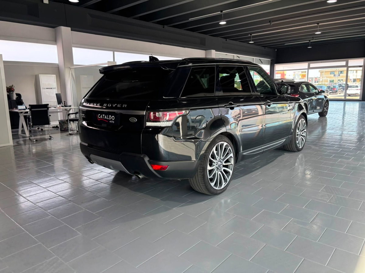 Land Rover Range Rover Sport 3.0 TDV6 HSE (5)