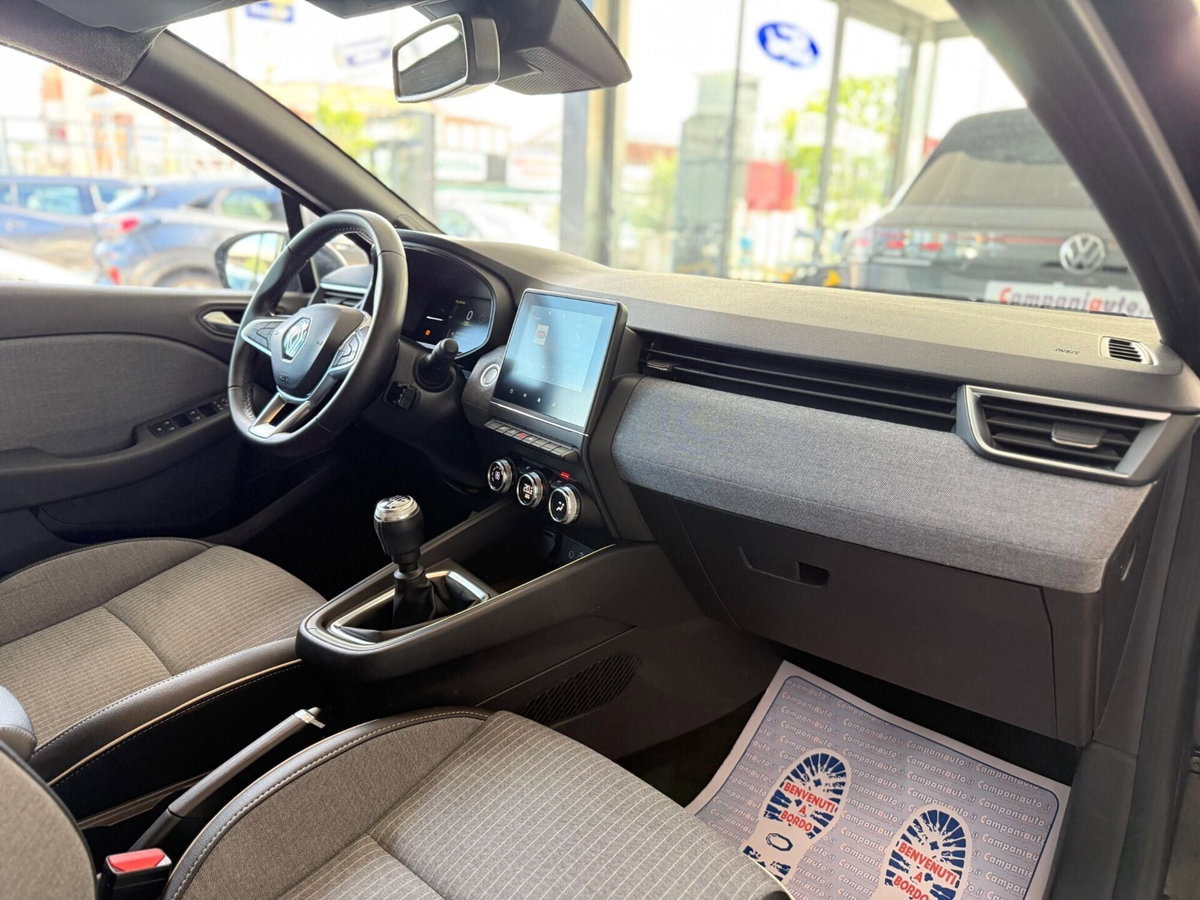 Renault Clio TCe 90 CV 5 porte Techno (15)