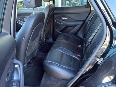 Jaguar E-Pace 2.0D 180 CV AWD S (15)
