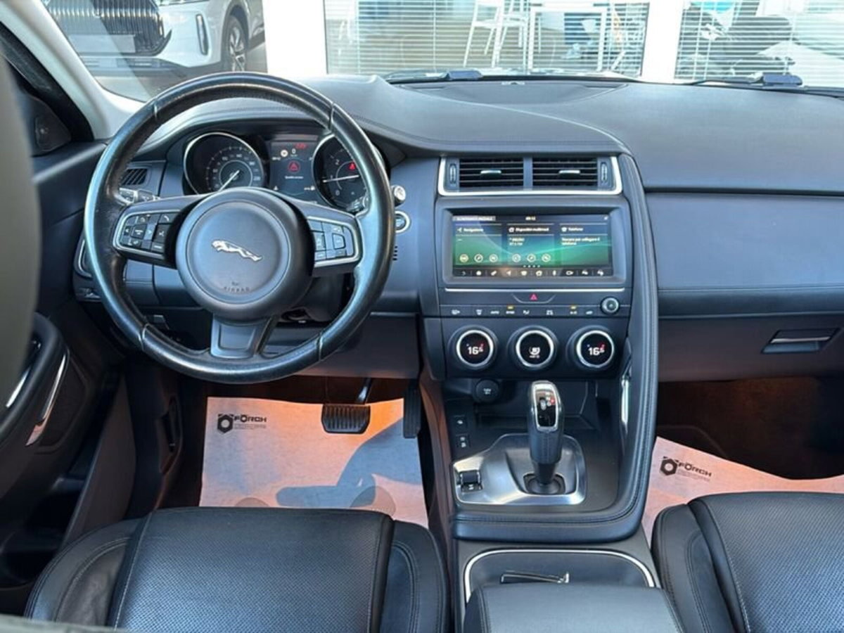 Jaguar E-Pace 2.0D 180 CV AWD S (18)