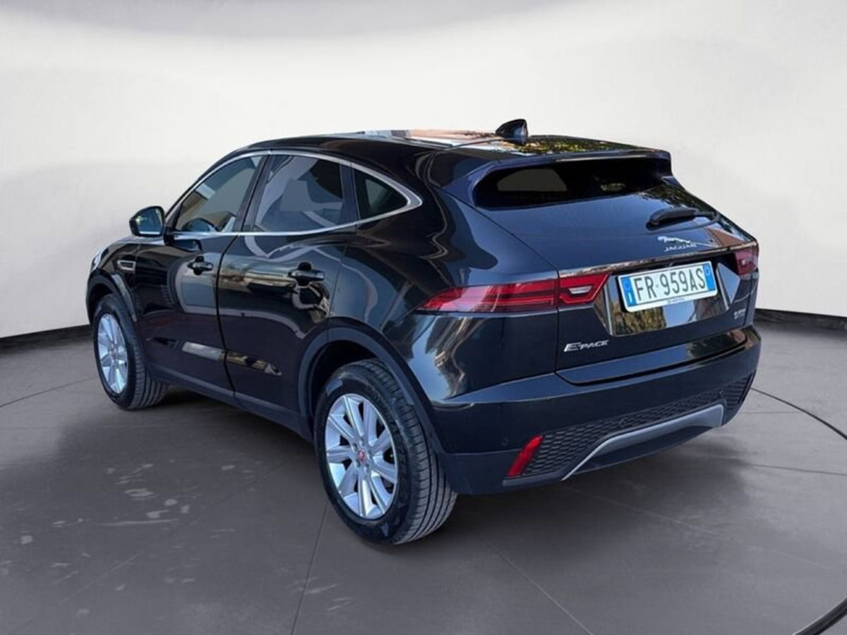 Jaguar E-Pace 2.0D 180 CV AWD S (8)