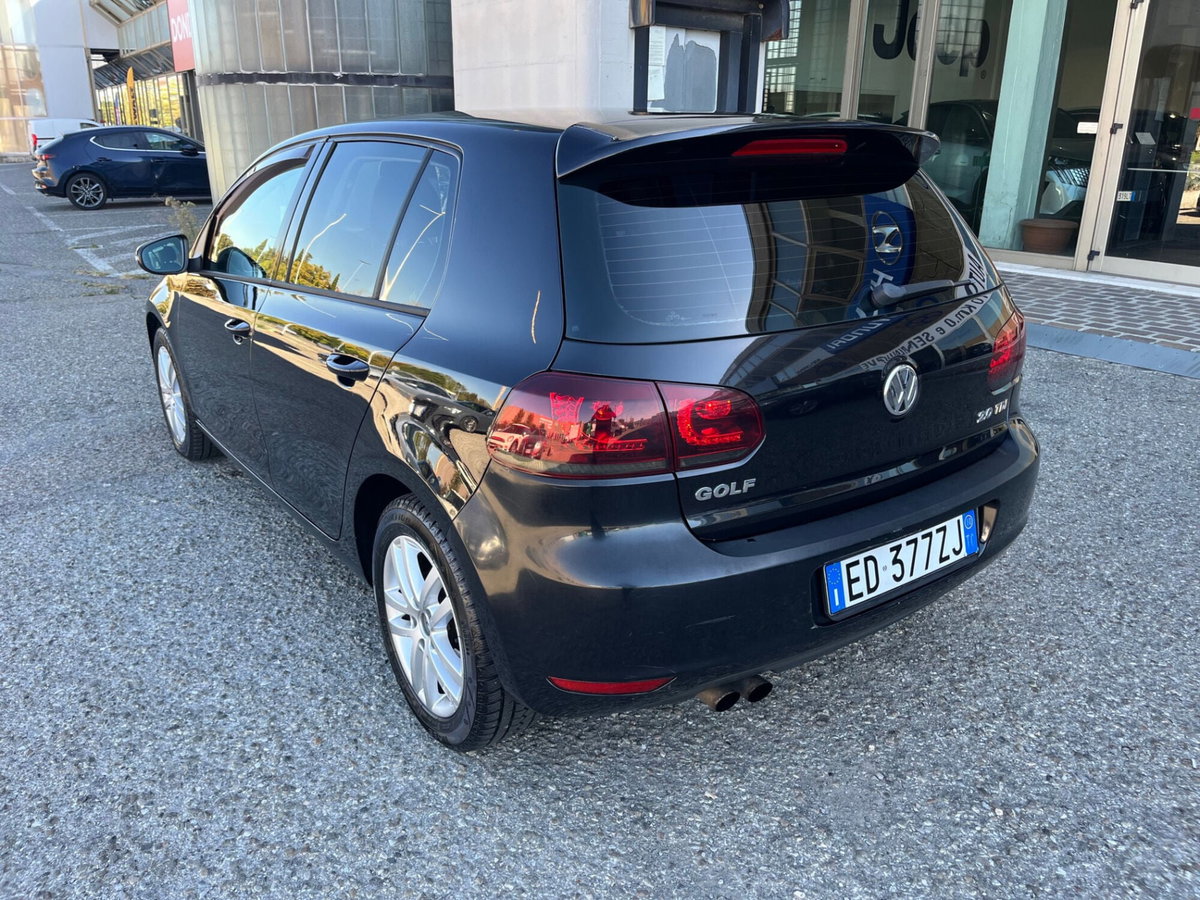 Volkswagen Golf 2.0 TDI 140CV DPF DSG 5p. Highline (4)