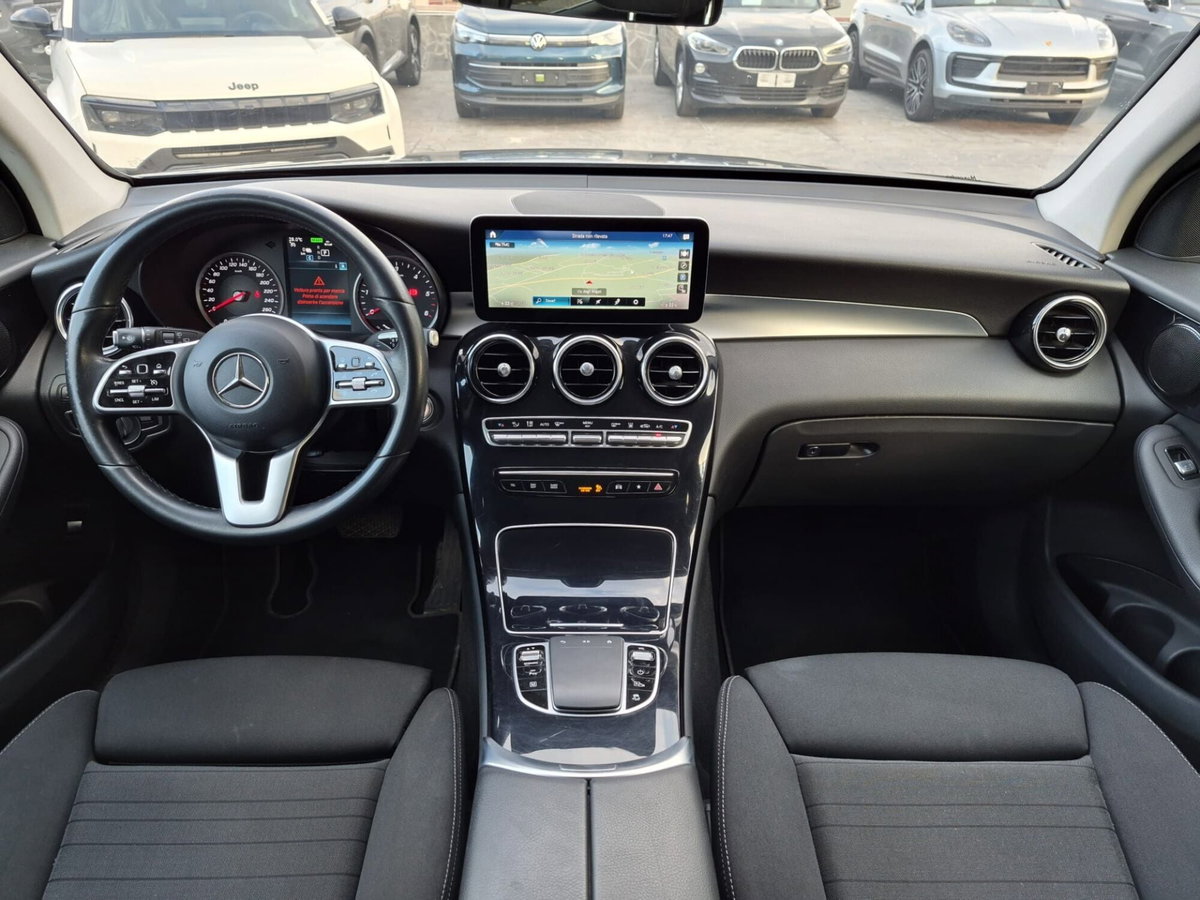 Mercedes-Benz GLC SUV 300 de 4Matic Plug-in hybrid Sport (10)