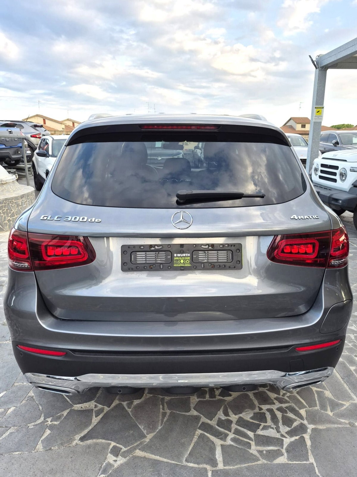Mercedes-Benz GLC SUV 300 de 4Matic Plug-in hybrid Sport (7)
