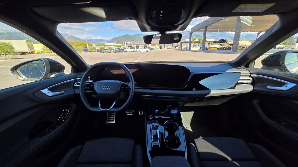 Audi A5 Avant 2.0 tfsi S line edition quattro 204cv s-tronic (2)