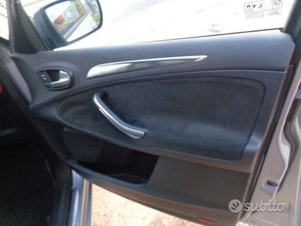 Ford S-Max 2.0 TDCi 140CV Titanium DPF (16)