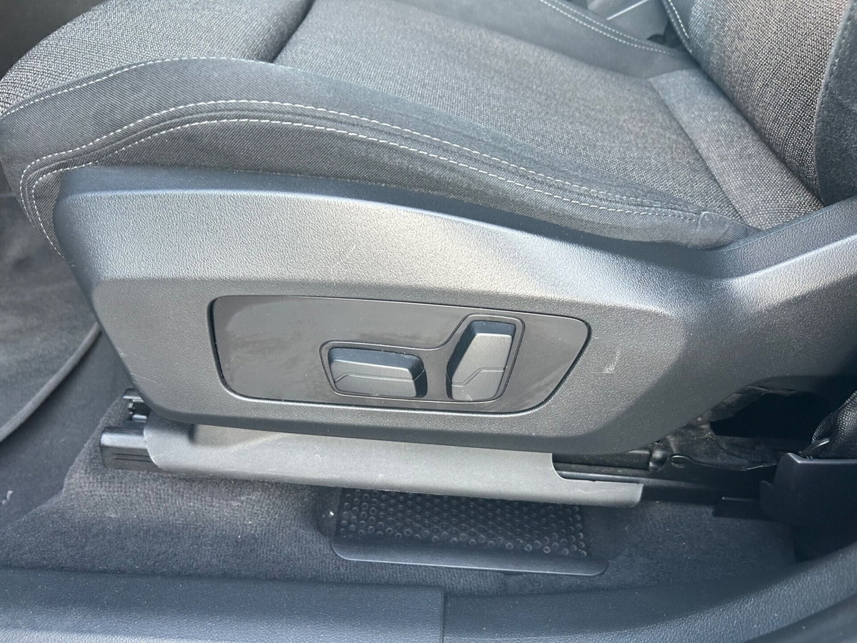 BMW Serie 2 Active Tourer 218d  Msport (18)