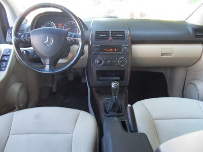 Mercedes-Benz Classe A 150 Classic (11)