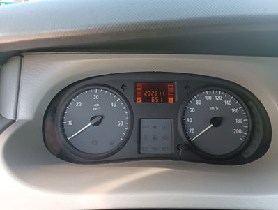 Opel Vivaro Furgone 27 2.0 CDTI 120CV PC-TN Combi 9 posti (11)