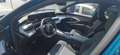 Peugeot 3008 1.2 hybrid 48V Allure Pack 136cv e-dcs6 (13)
