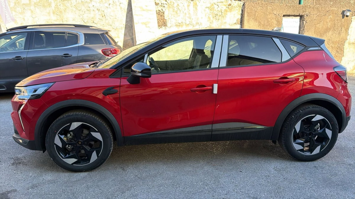 Renault Captur 1.0 eco-g Techno 100cv (8)