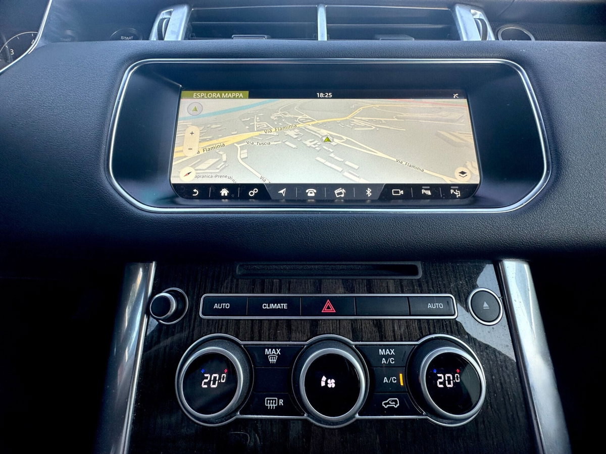 Land Rover Range Rover Sport 3.0 TDV6 SE (16)