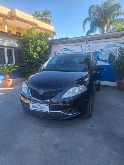 Lancia Ypsilon 1.3 MJT 16V 95 CV 5 porte S&S Gold usata