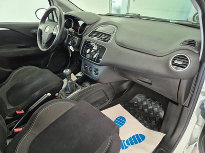 Fiat Punto 1.4 8V 5 porte Natural Power Lounge (11)