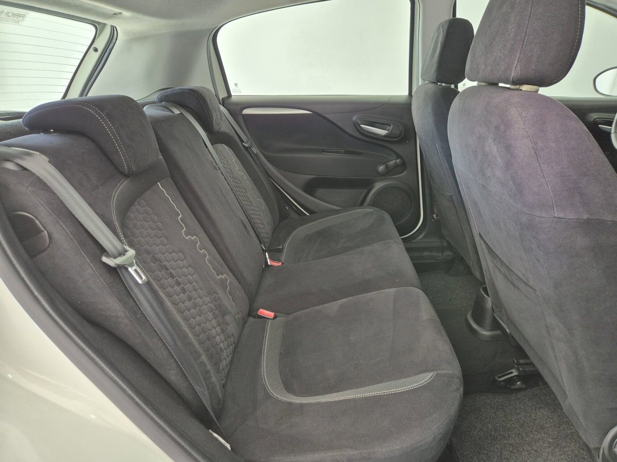 Fiat Punto 1.4 8V 5 porte Natural Power Lounge (13)