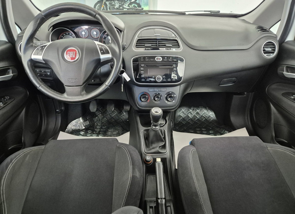 Fiat Punto 1.4 8V 5 porte Natural Power Lounge (15)