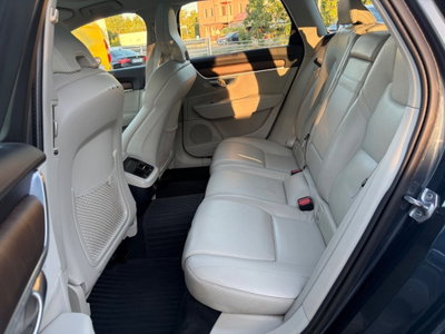 Volvo V90 B5 (d) AWD automatico Ultimate Dark (9)