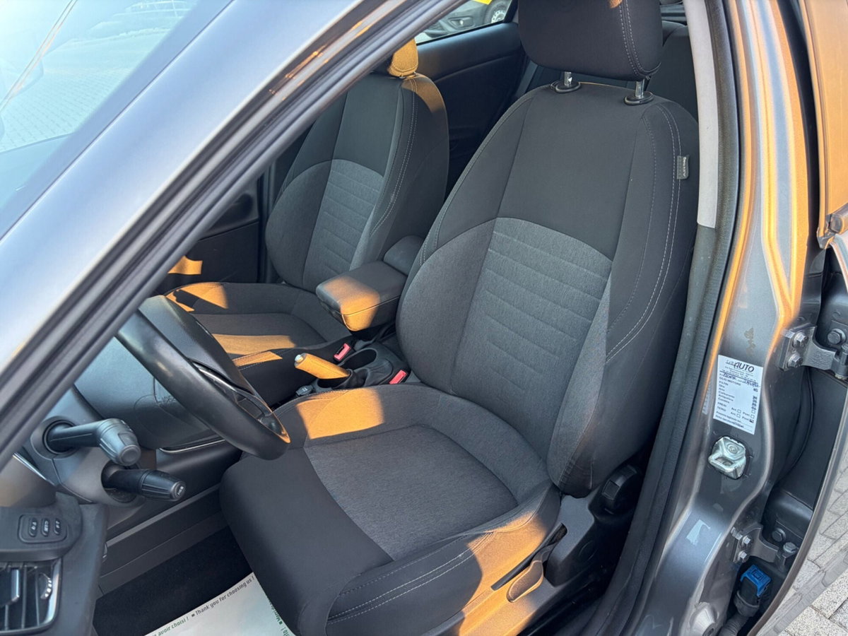 Alfa Romeo Giulietta 1.6 JTDm Business 120cv (12)
