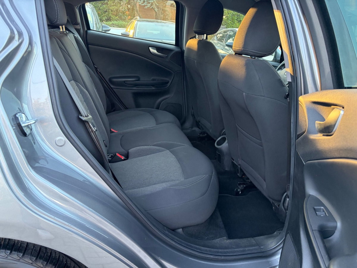 Alfa Romeo Giulietta 1.6 JTDm Business 120cv (15)