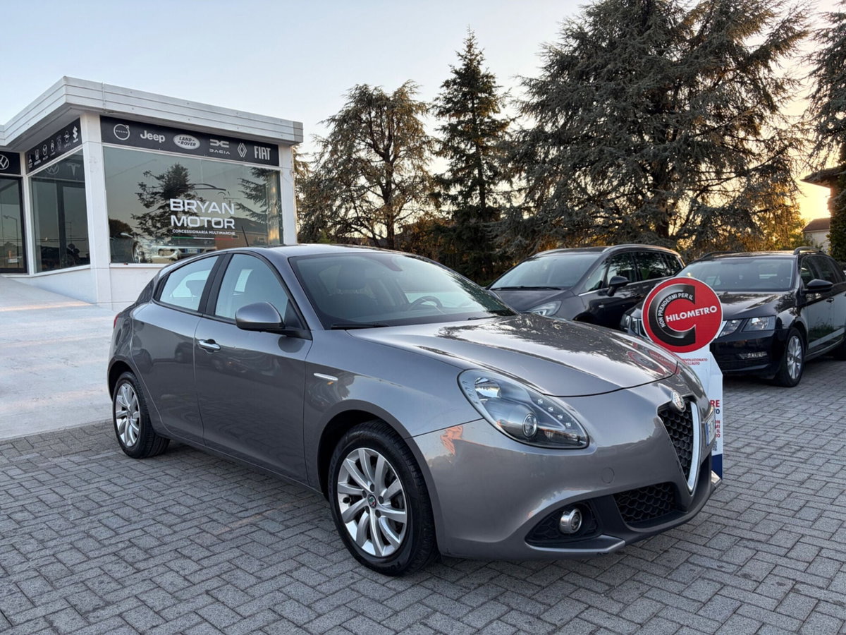 Alfa Romeo Giulietta 1.6 JTDm Business 120cv (2)