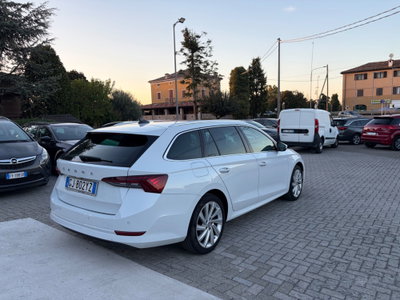 Skoda Octavia Station Wagon 2.0 TDI EVO SCR 150 CV DSG 4x4 Wagon Executive (6)