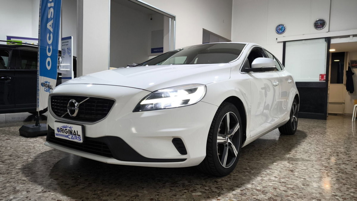 Volvo V40 D2 R-design Kinetic