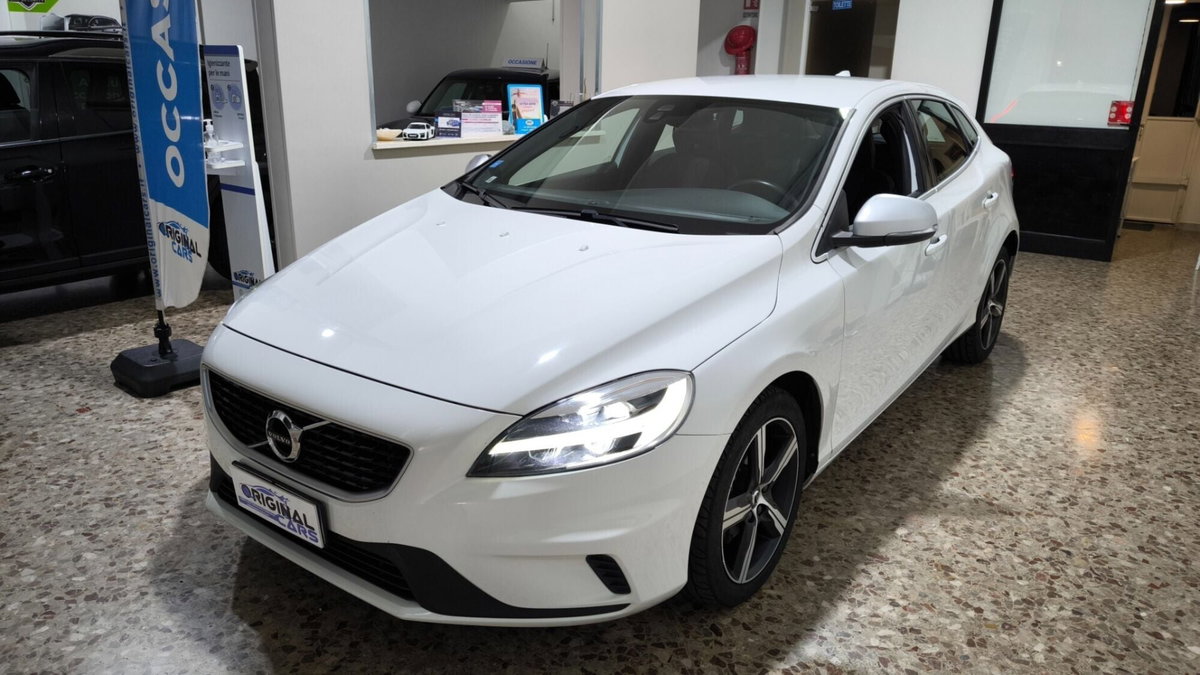 Volvo V40 D2 R-design Kinetic (4)