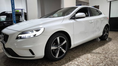 Volvo V40 D2 R-design Kinetic (7)