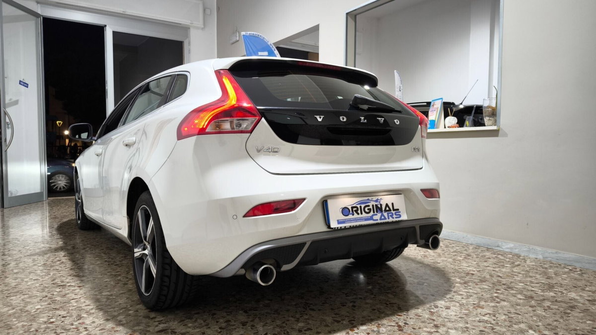 Volvo V40 D2 R-design Kinetic (8)