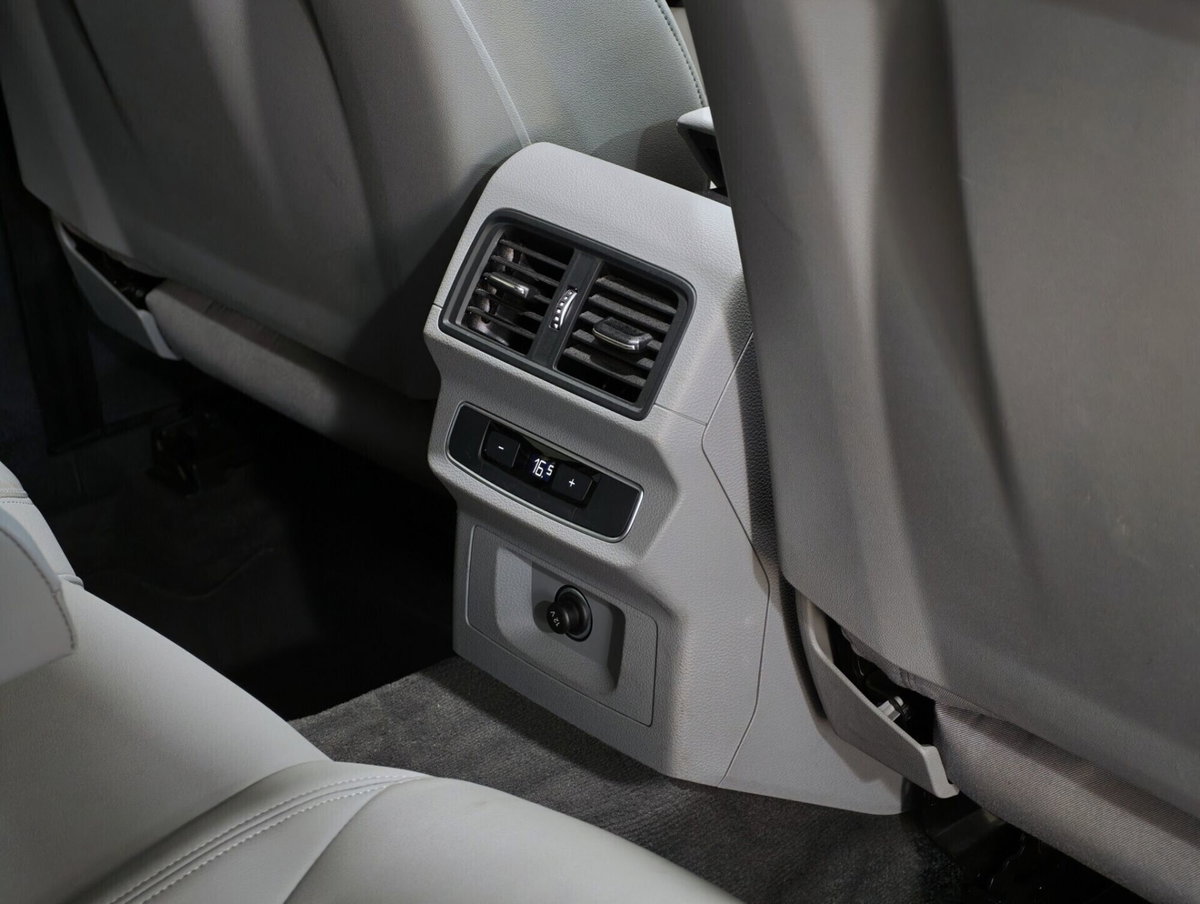 Audi Q5 40 TDI 204 CV quattro S tronic Business (18)
