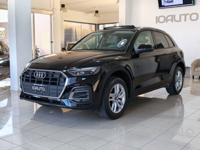 Audi Q5 40 TDI 204 CV quattro S tronic Business (2)