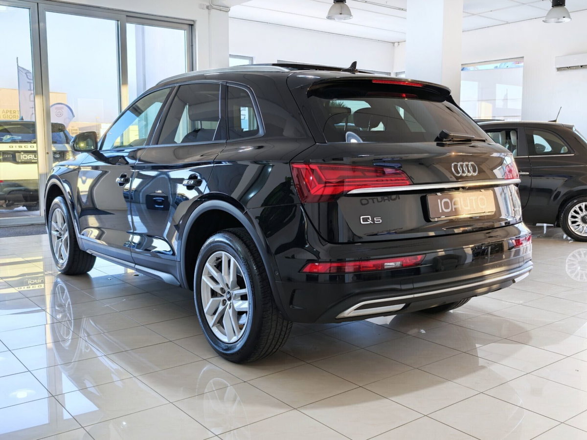 Audi Q5 40 TDI 204 CV quattro S tronic Business (4)